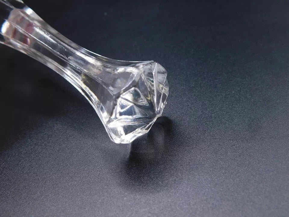 A clear cut-crystal bell 3