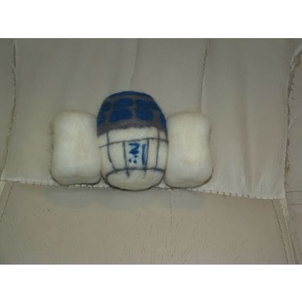 r2d2 needlefelt 2